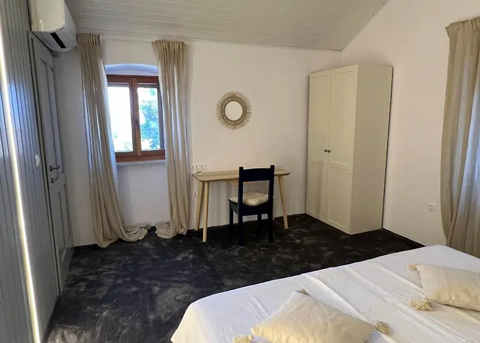 Podgora Experience With Jacuzzi Apartmán Nerezine