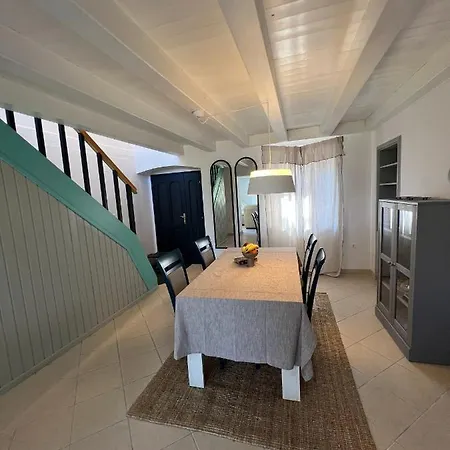 Διαμέρισμα Podgora Experience With Jacuzzi *