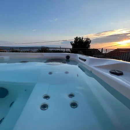 Podgora Experience With Jacuzzi *